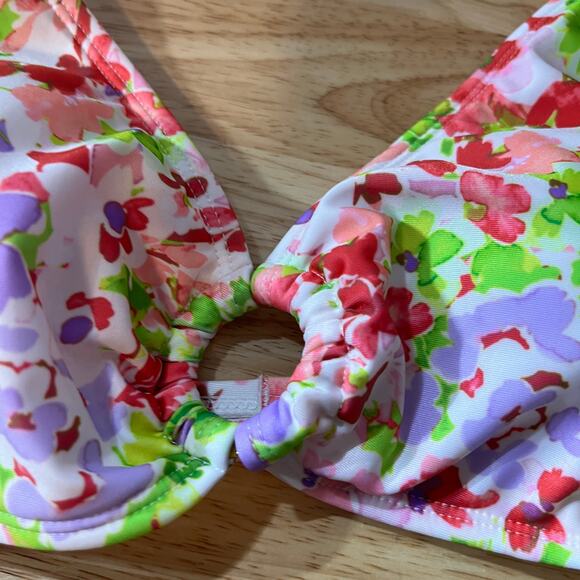 Shade & Shore Women's Floral Print Halter Bralette Bikini Top - Medium - NWT - Picture 3 of 9
